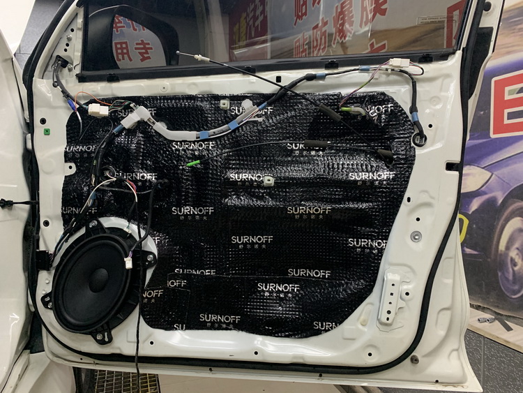 6，门板的第二层止振处理.jpg