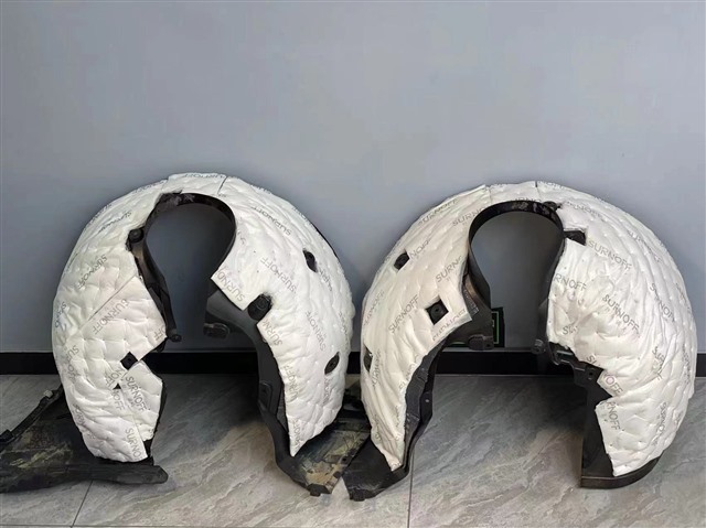 6.叶子板粘贴SR100白棉.jpg