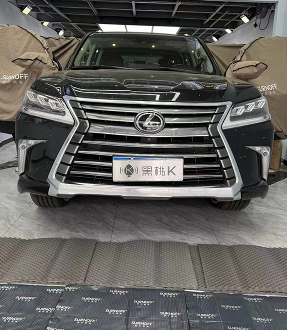 1.改装车型——19款雷克萨斯LX570_Jc_副本.jpg